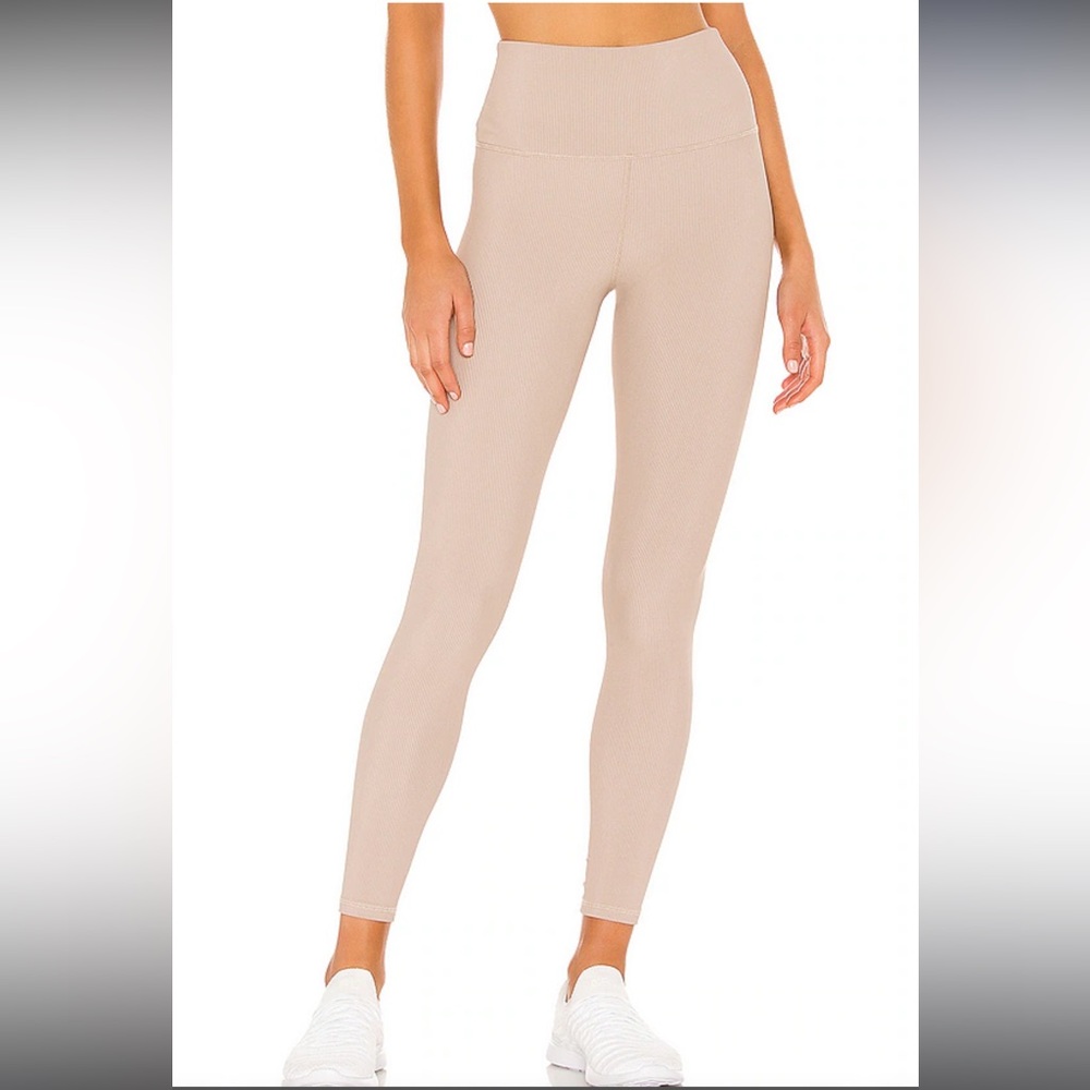 NWT BEACH RIOT TAUPE AYLA LEGGINGS SMALL
